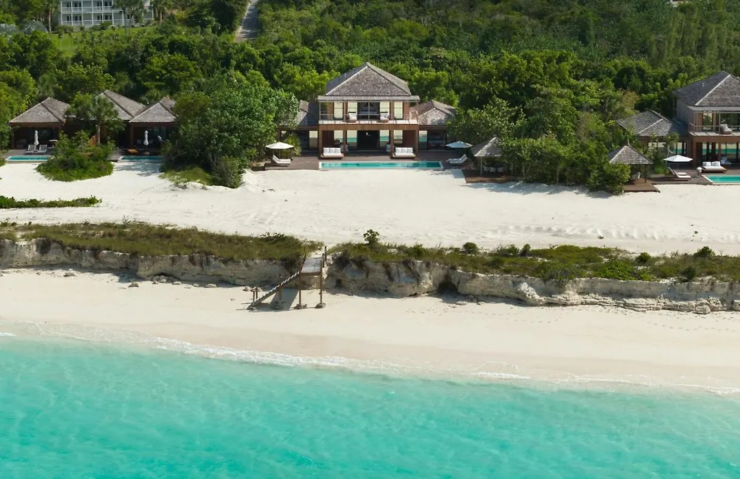 Como Parrot Cay-1