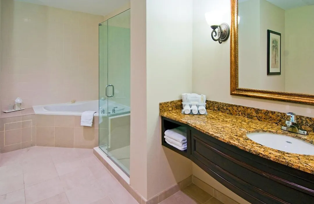 Holiday Inn Express & Suites Miami Kendall By Ihg-1