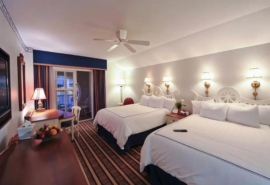 Disney's Yacht Club Resort-1
