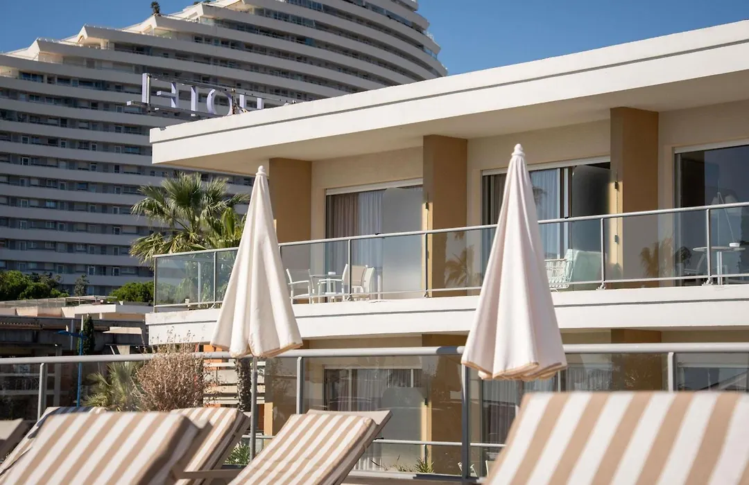 Mercure Villeneuve Loubet Plage-1