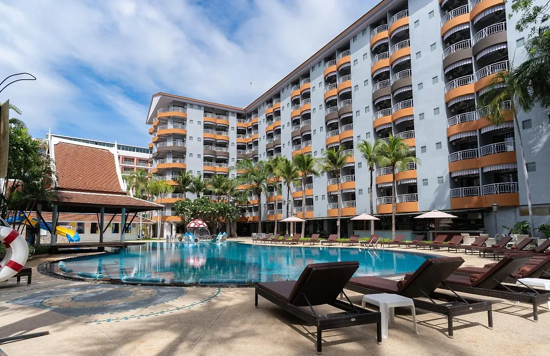 Heeton Concept Hotel Pattaya By Compass Hospitality-1