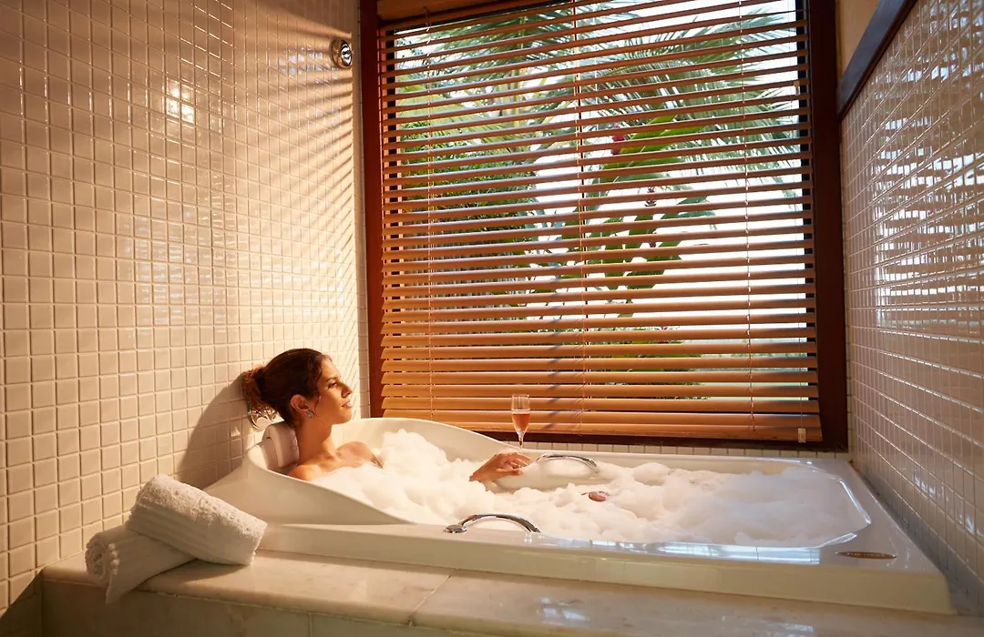 Gungaporanga Hotel (Adults Only)-1