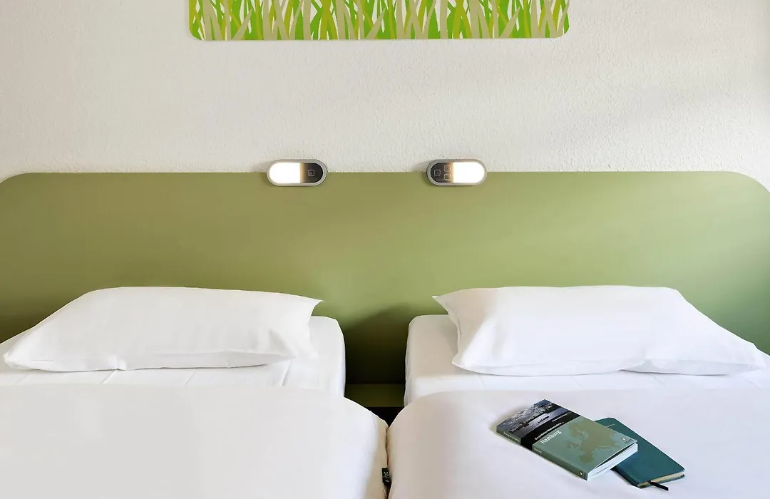 ibis Budget Caen Centre Gare-1
