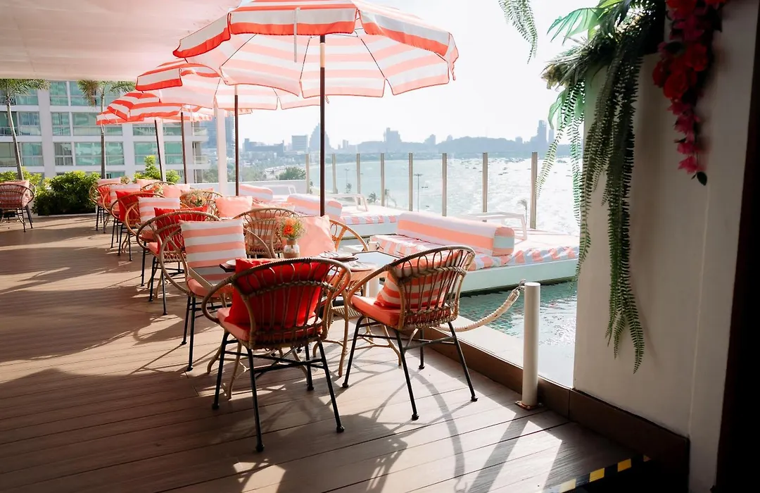 Pattaya Sea View Hotel - Sha Extra Plus-1