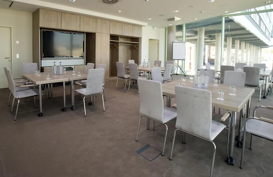 Best Western Plus Hotel Bremerhaven-1