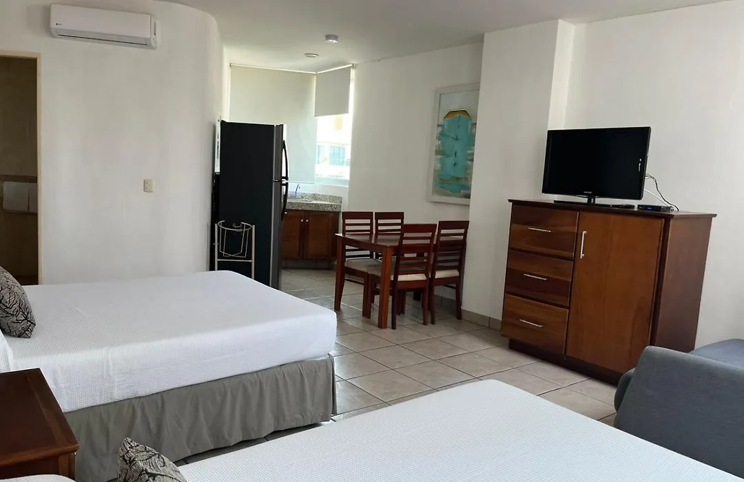 Banderas Suites-1
