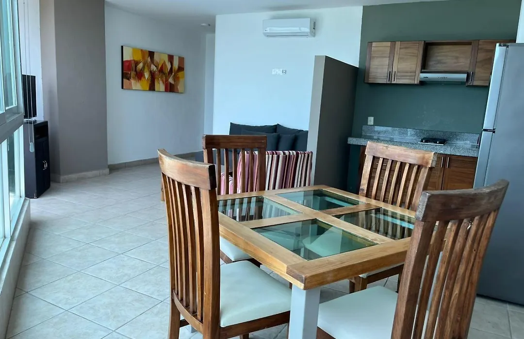 Banderas Suites-1