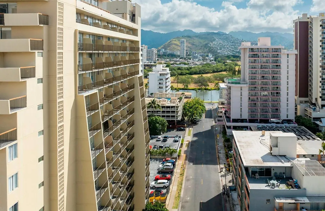 Ohia Waikiki Studio Suites-1