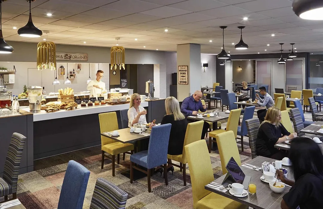 Novotel Wolverhampton City Centre-1