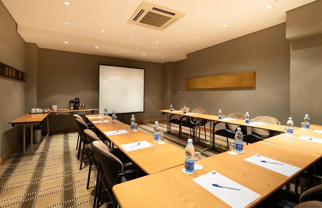 Holiday Inn Express Cape Town City Centre By Ihg-1