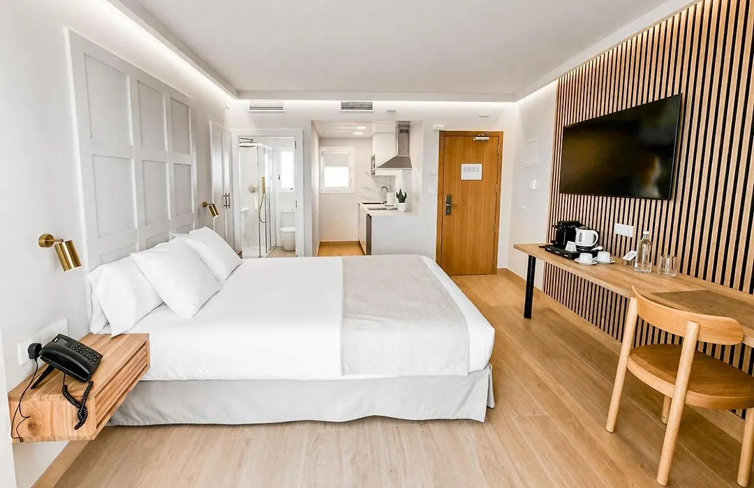 Aparthotel Solifemar-1