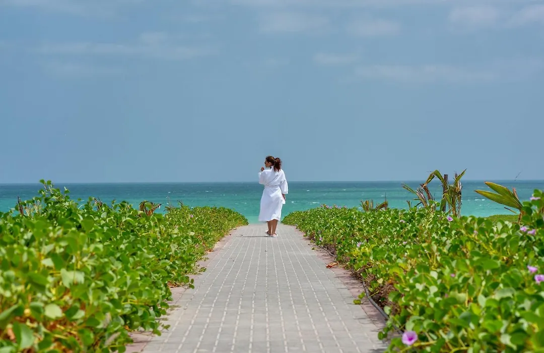 Crowne Plaza Duqm By Ihg-1