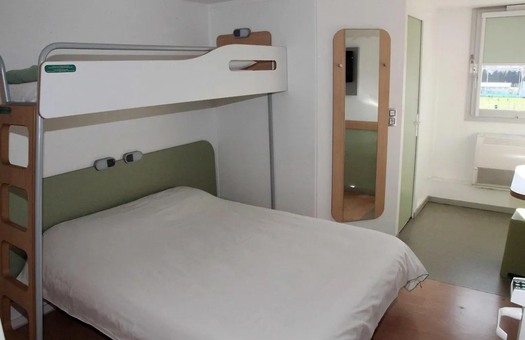 Hotel Ibis Budget Nice Palais Nikaia-1