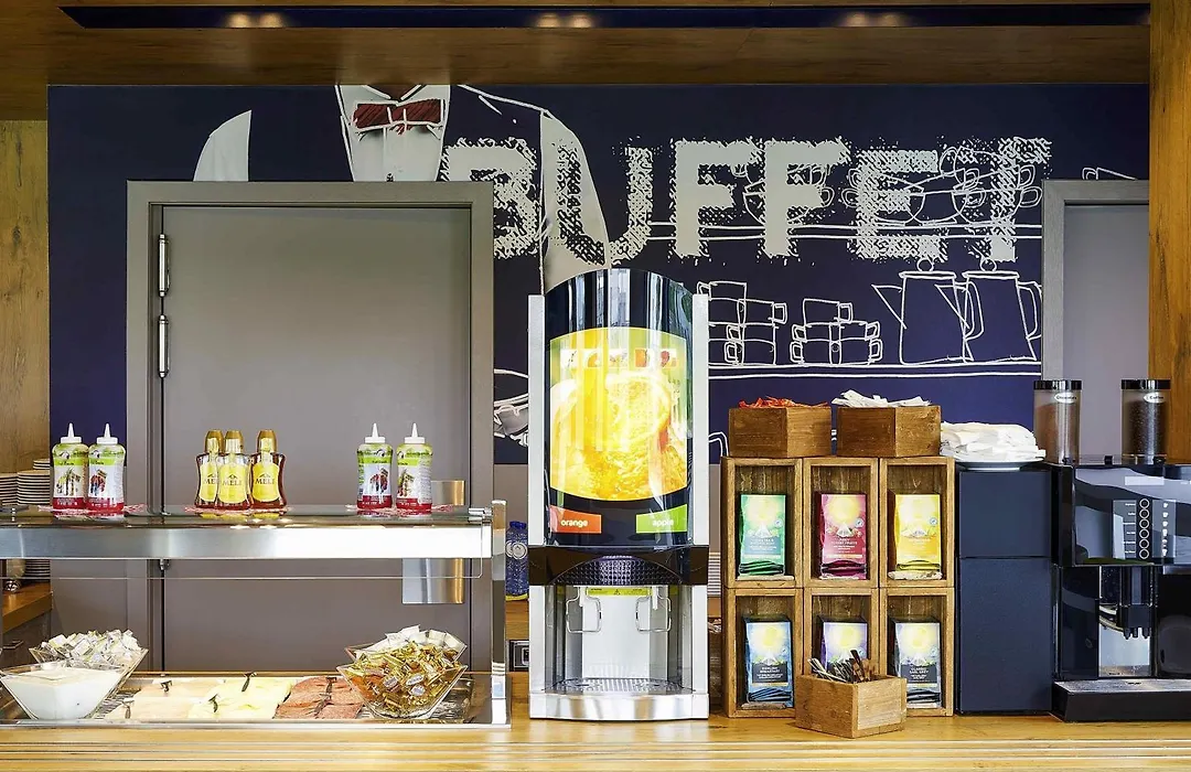 Ibis Budget Oostende Airport-1