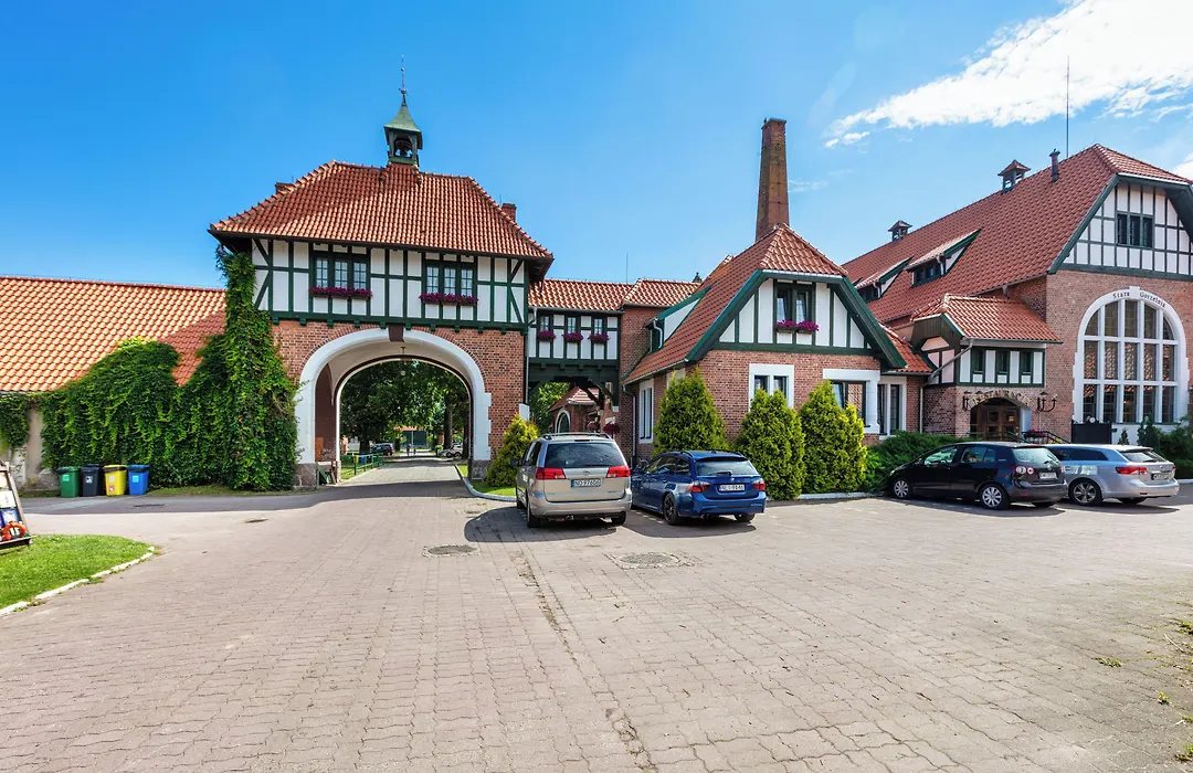 Kadyny Folwark Hotel & Spa-1