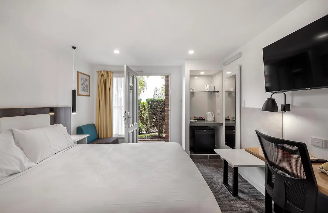 Best Western Plus Buckingham International-1