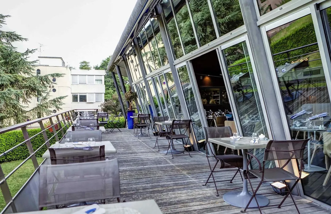 Mercure Lyon Charbonnieres-1