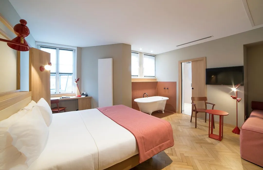 Hannong Hotel & Wine Bar-1