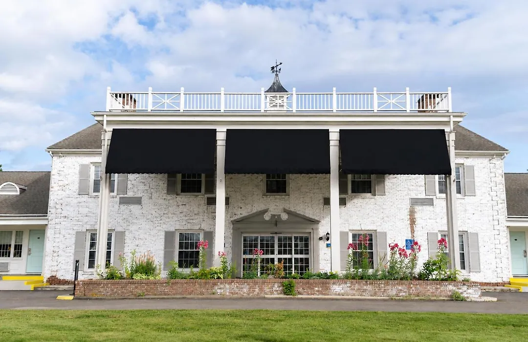 Circle Hotel Fairfield-1
