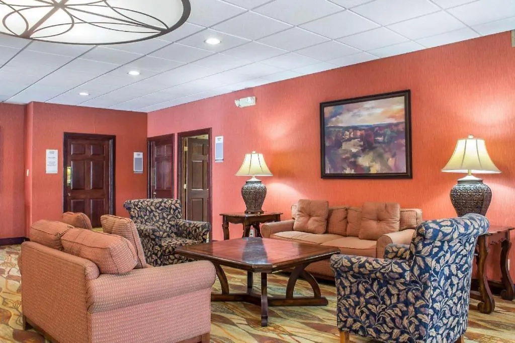 Lifestyle Inn Cedar Falls-1