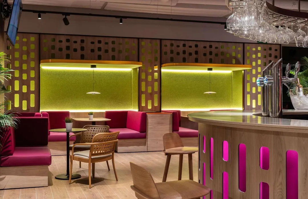 Ibis Styles Barcelona Sant Joan Despi-1