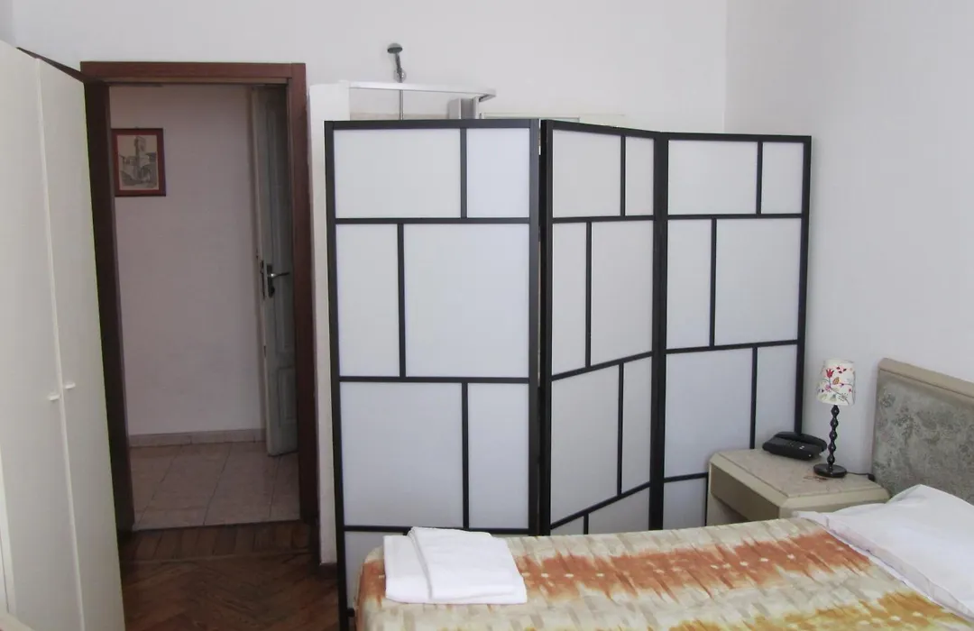 Hotel Gambara-1