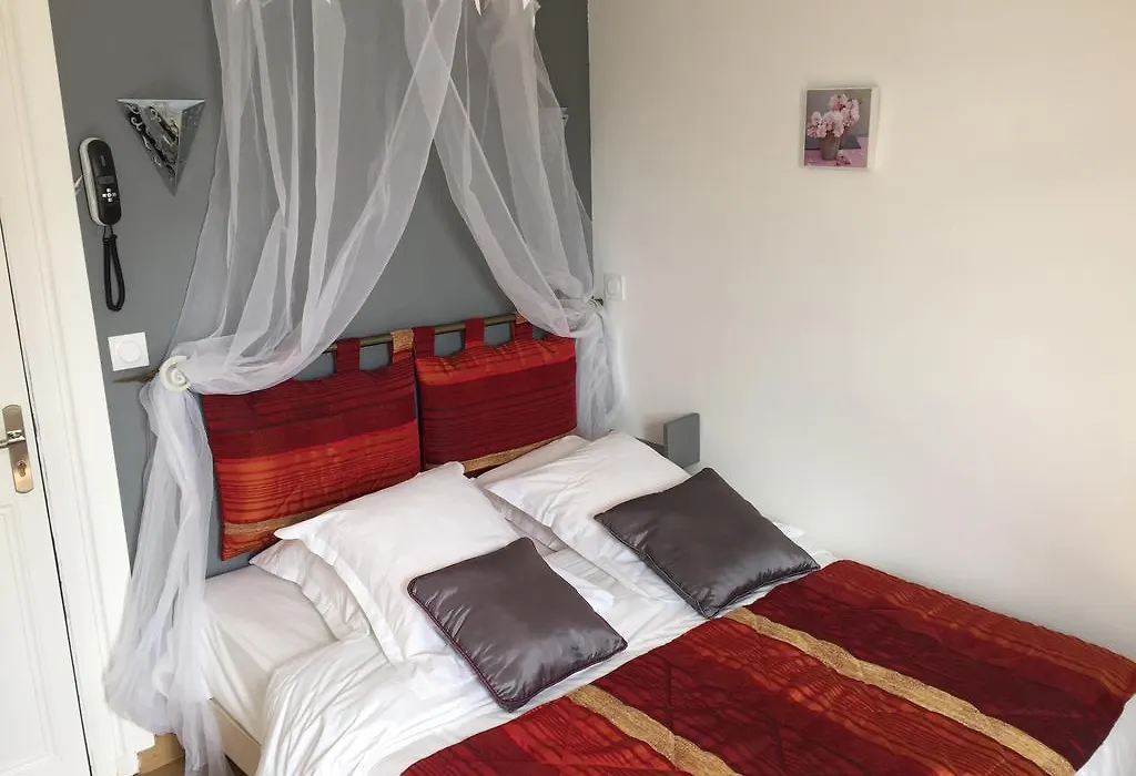 Hostellerie Normande-1
