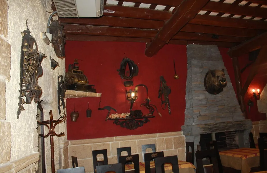 Hostal Restaurante La Diligencia-1