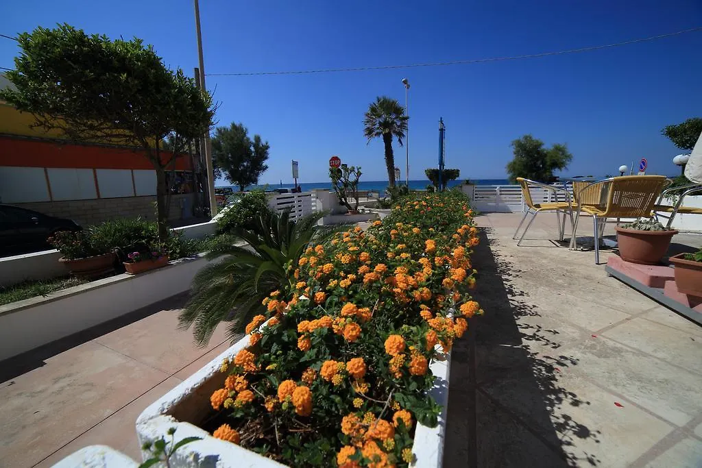 Hotel Albatros-1