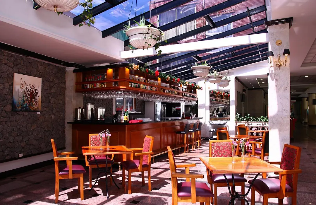 Ramada By Wyndham Buenos Aires-1