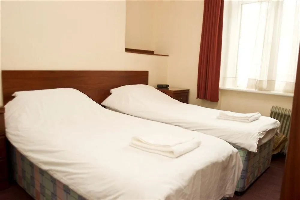 Blue Skye Guest House 8-1