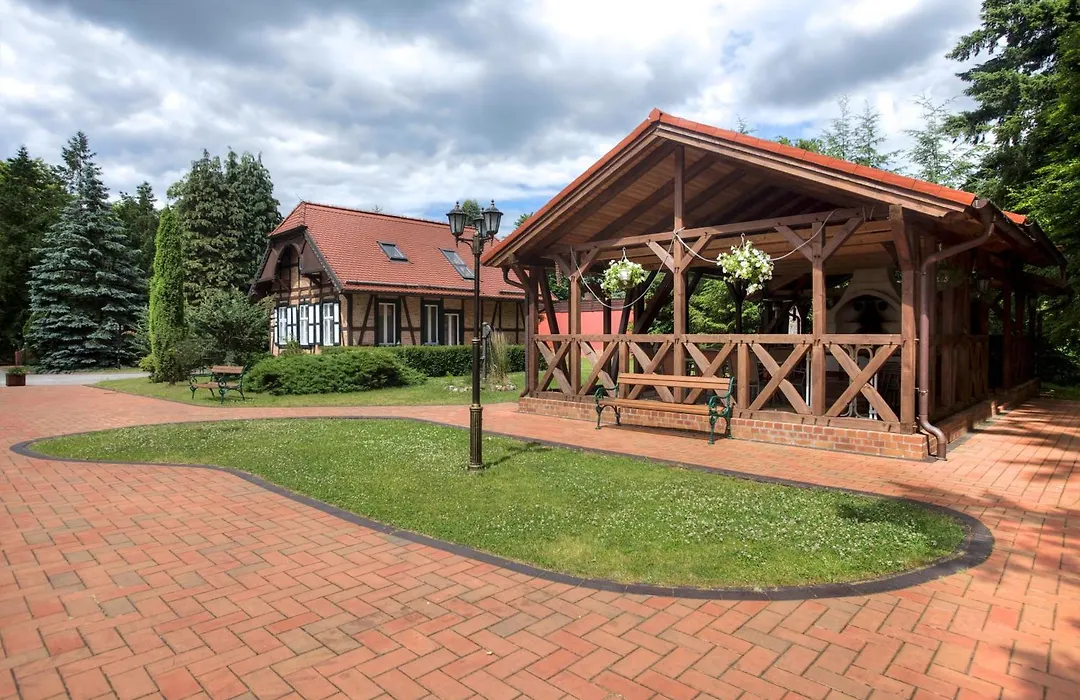 Hotel Garni Jagdschloss Waldsee Mit Fruehstuecksbuffet & Schlosskueche Fuer Selbstversorger-1
