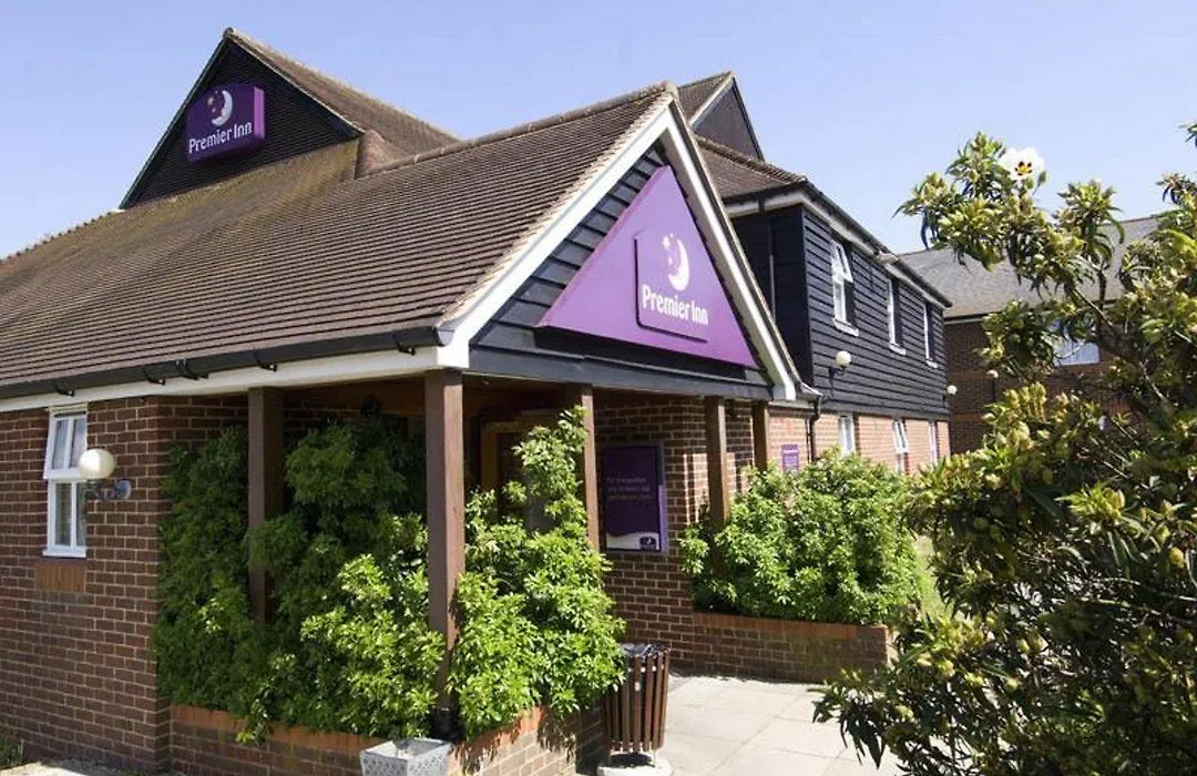 Premier Inn Ashford North-1