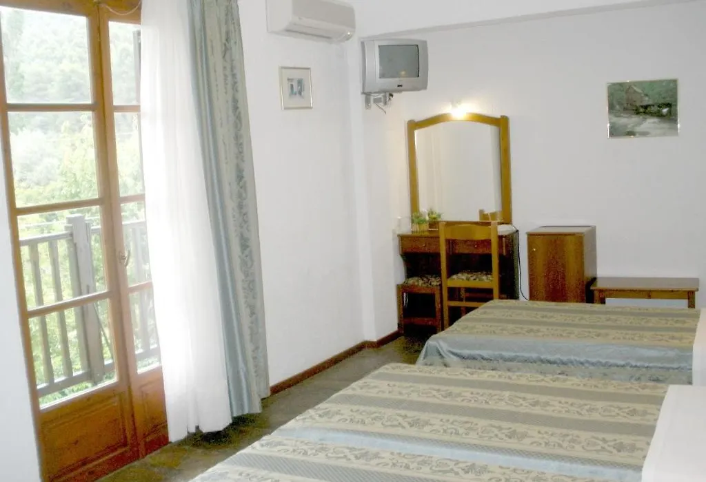 Afroditi-1