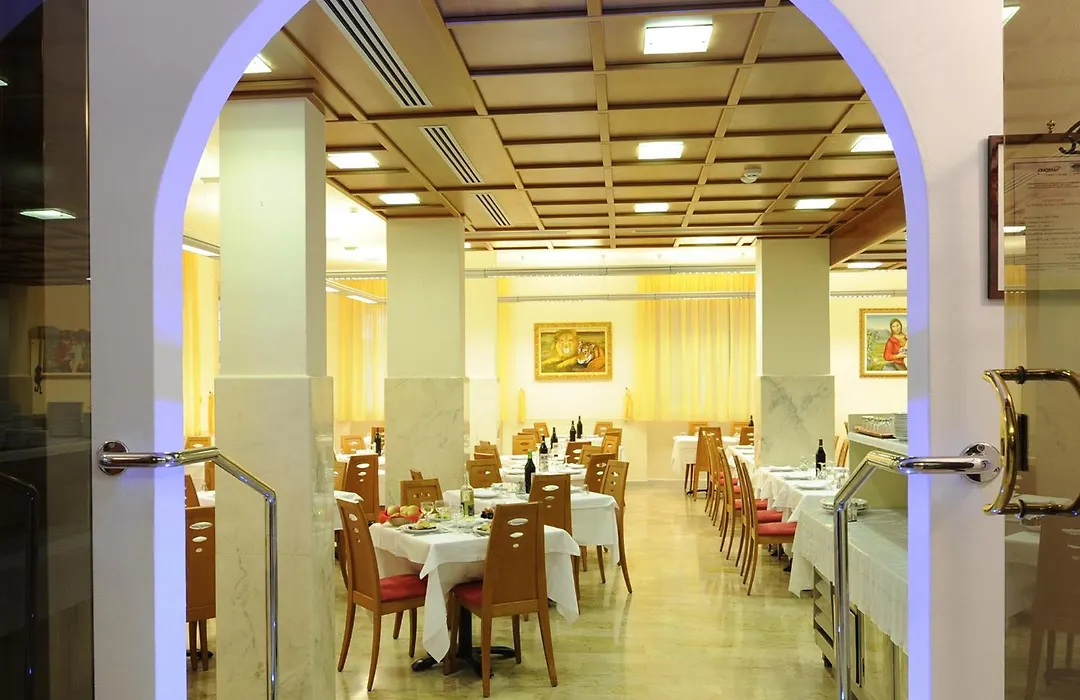 Hotel Adler-1