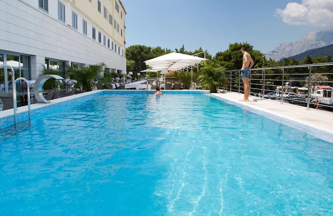 Aparthotel Miramare-1