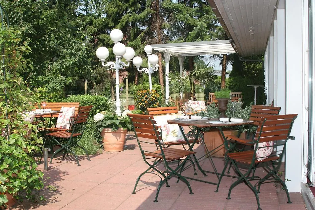 Hotel Wilhelm Busch-1