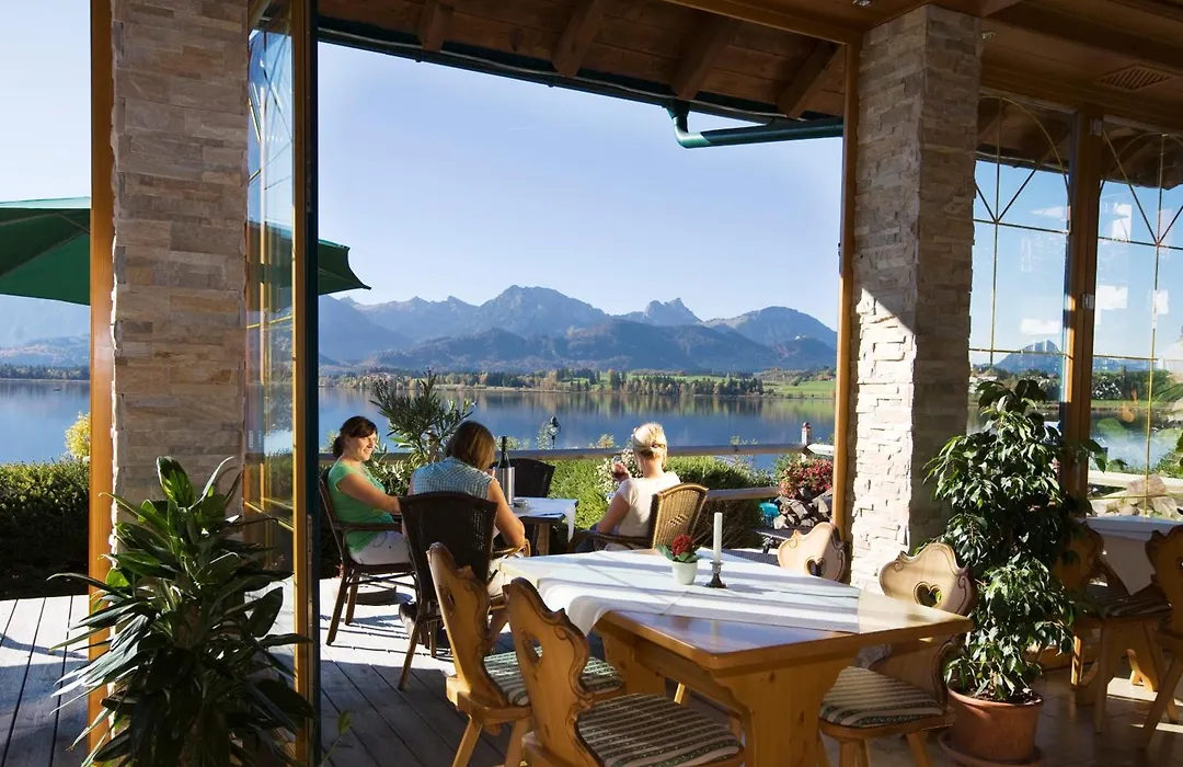 Seehotel Hartung & Ferienappartements-1