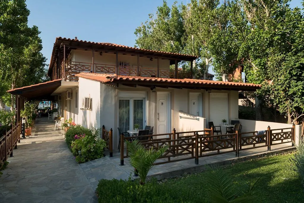 Studio Nikos-1