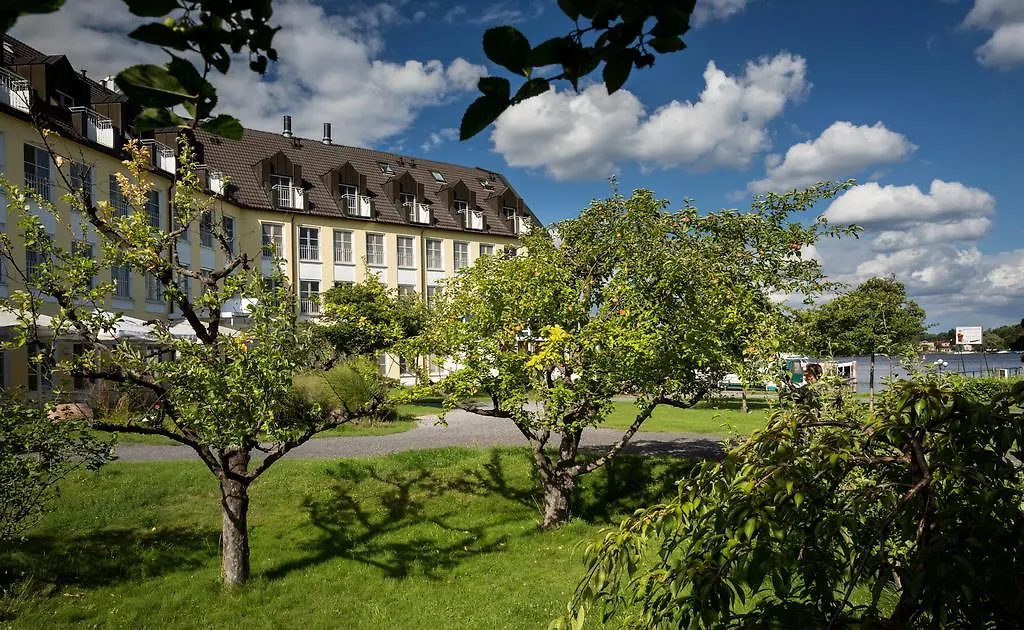 Seehotel Zeuthen-1