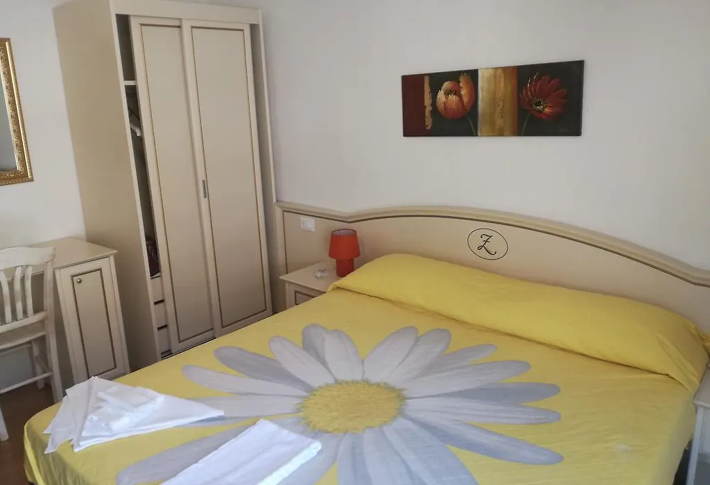 Hotel La Zorza-1