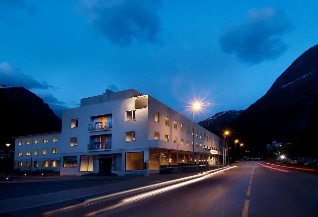 Sunndalsora Hotell-1