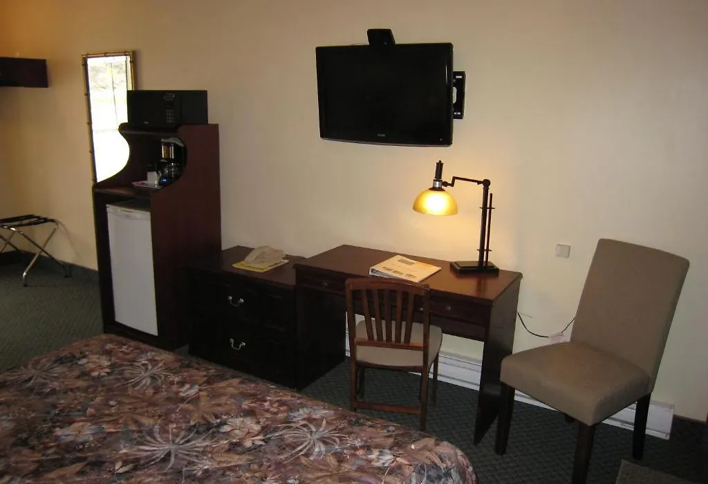 Johnny'S Motel-1