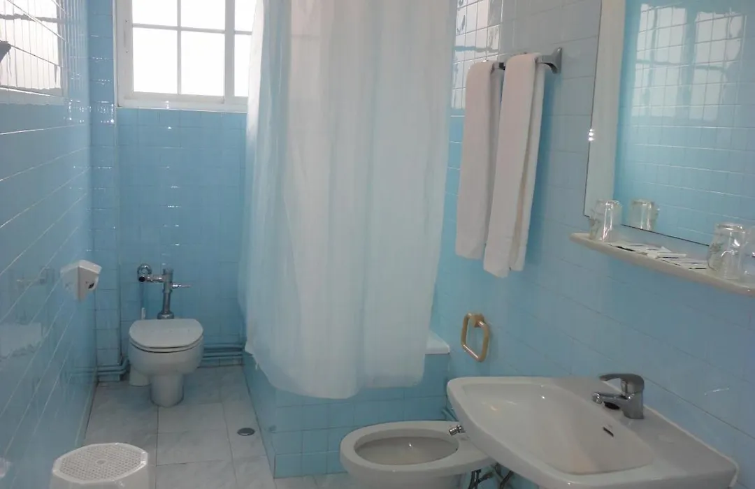 Hotel Sarga-1