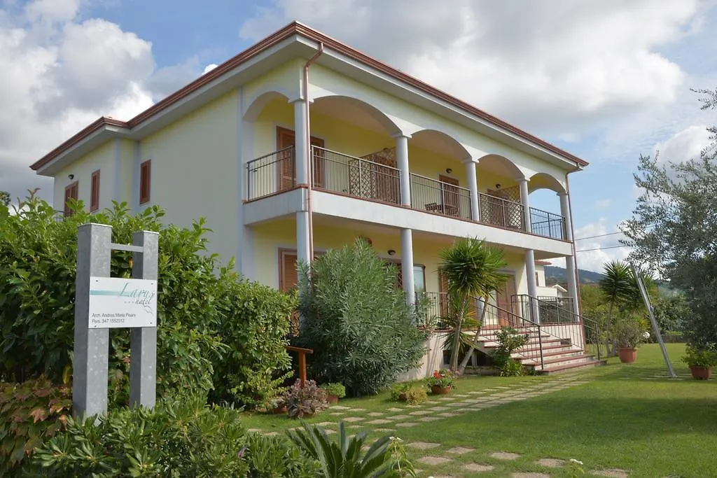 Larus Hotel-1