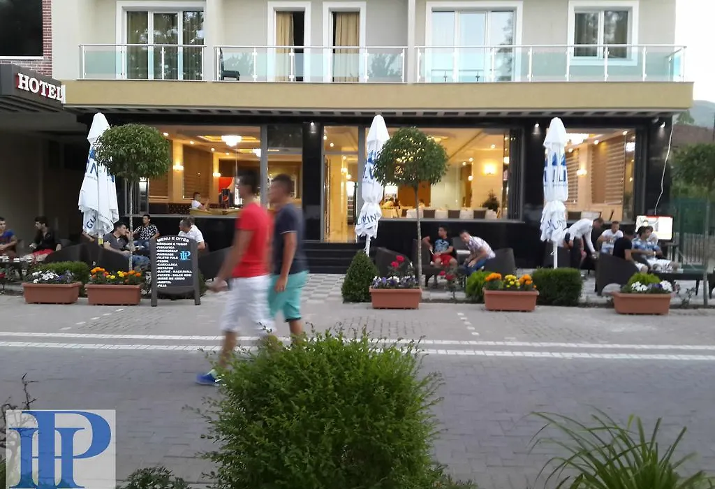 Hotel Pogradeci-1