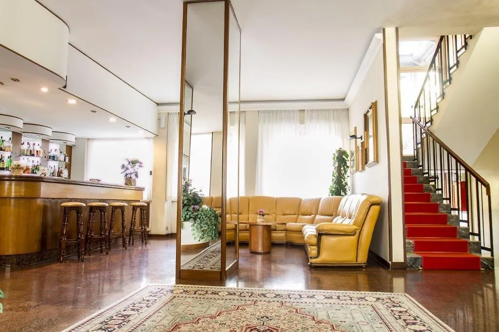 Hotel Mantegna-1