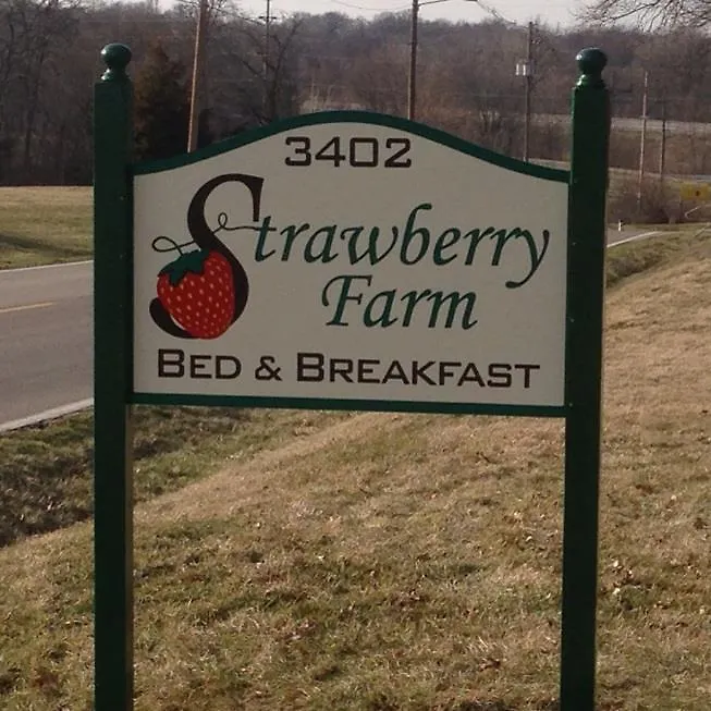 Strawberry Farm B And B-1