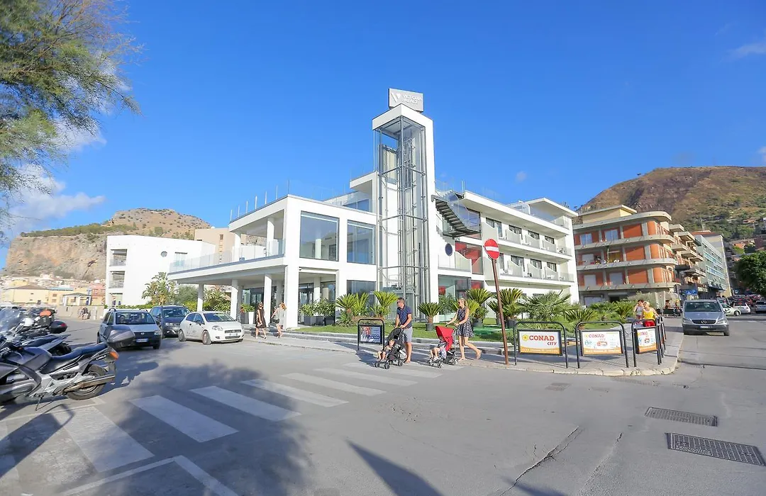 Victoria Palace Cefalu-1