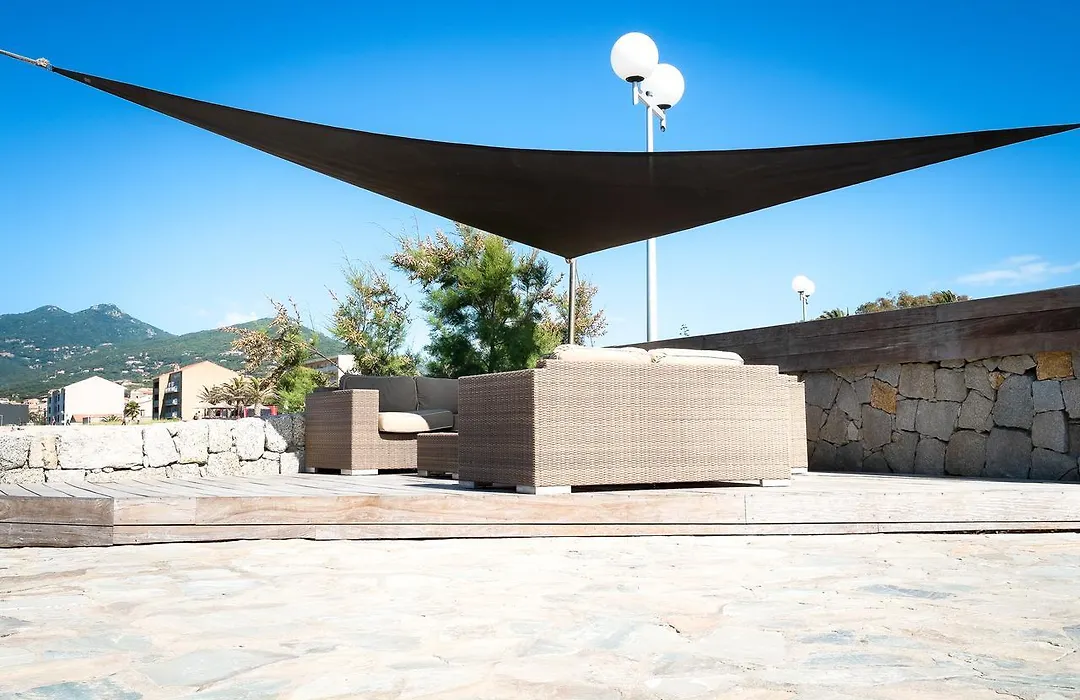 Le Lido-1